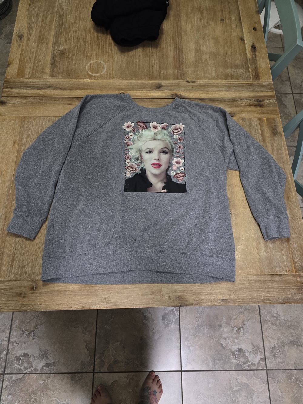 torrid Gray Crewneck Sweatshirt with Floral Marilyn Monroe Graphic